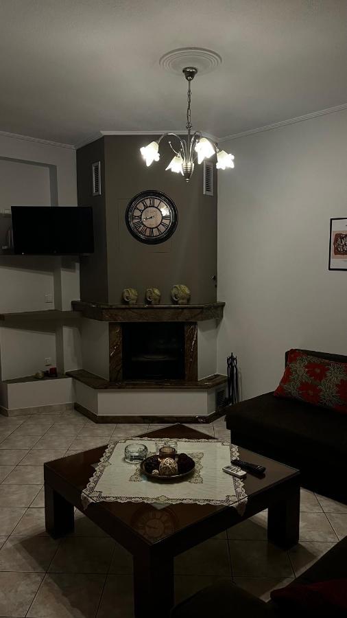 The Side Of Meteora Majestic Apartment كالامباكا المظهر الخارجي الصورة